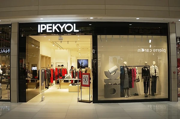 İpekyol storefront